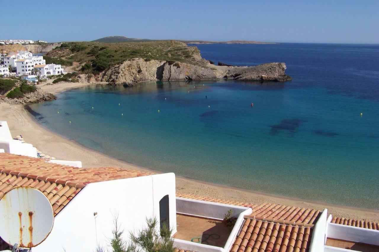 Vistas Al Mar Y La Piscina Apartment Arenal d'en Castell Luaran gambar